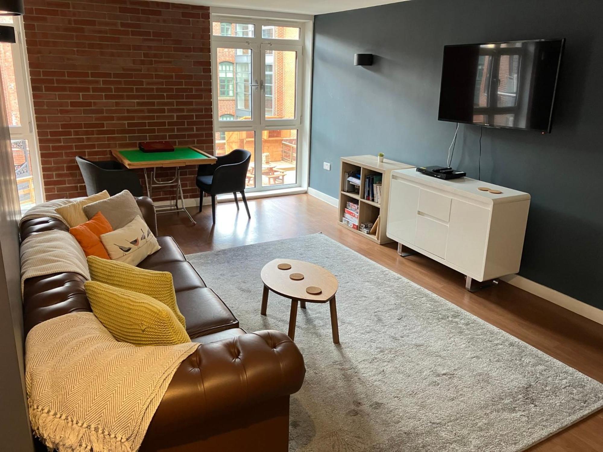 Corner House In Sheffield Apartment Bagian luar foto